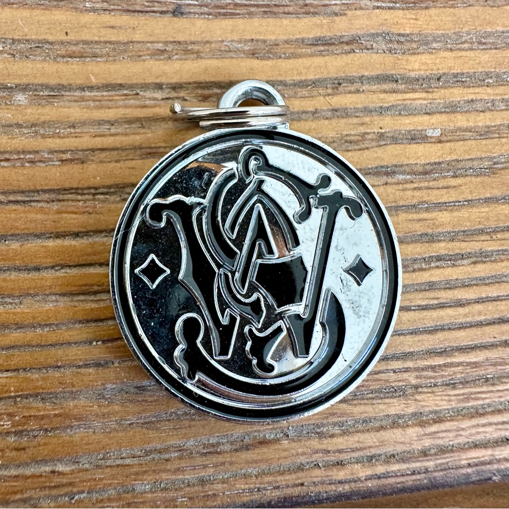 New Smith  Wesson Pendant